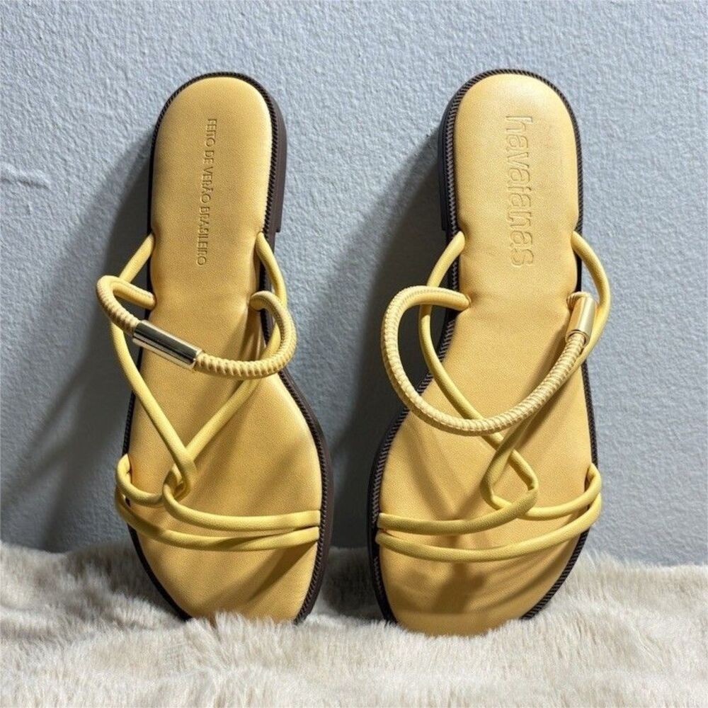 Havaianas Yellow Strappy Sandals Metal Trim Synthetic Women’s US 6 EUR 37